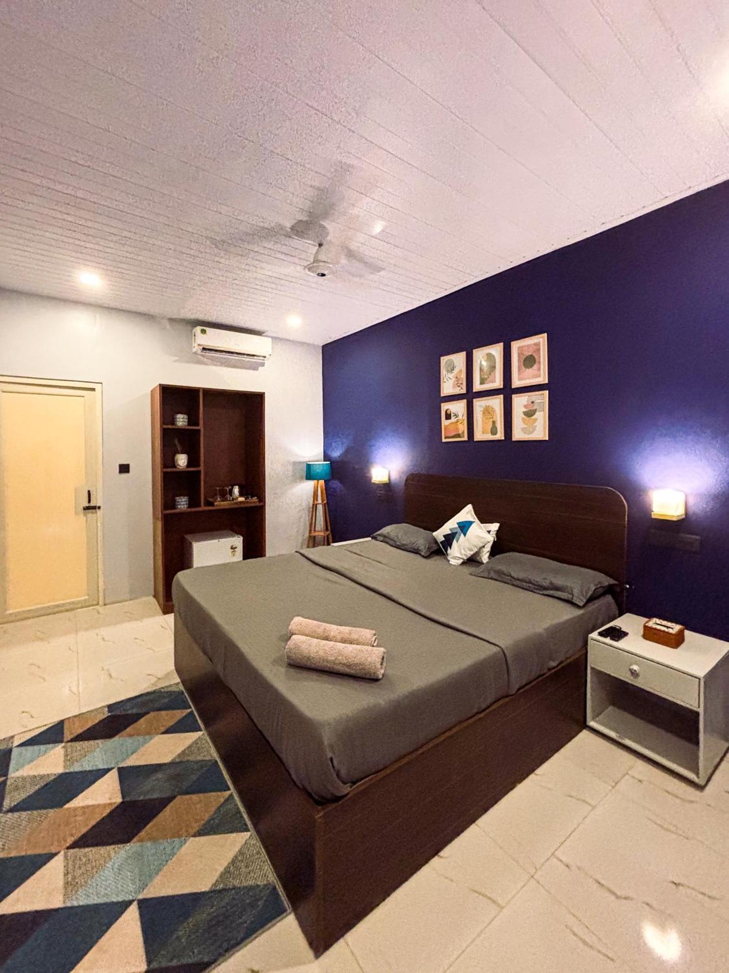 Traverse Luxe Hostel Палолем Екстериор снимка